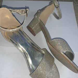 Size 1 in kids, never worn, silver Nine West brand